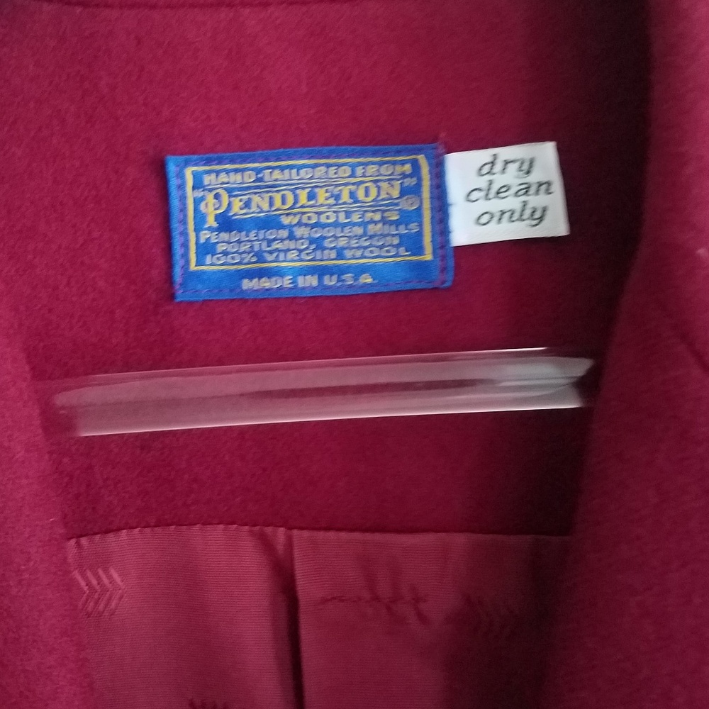 Classic Pendleton Red 3 Button Blazer - Size 8-10 - image 4